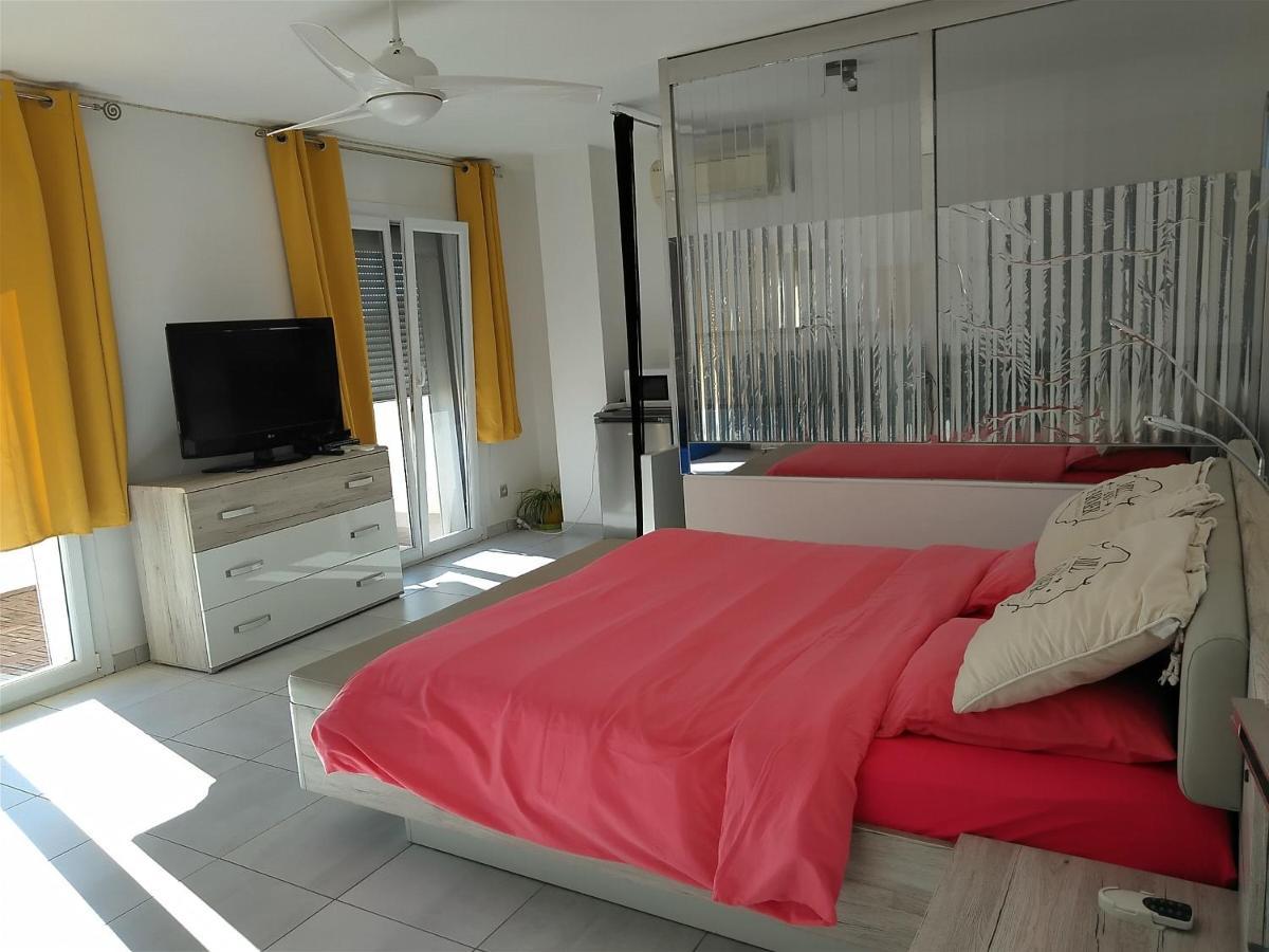 Charmante Chambre Avec Vue Mer Bed & Breakfast La Ciotat Ngoại thất bức ảnh